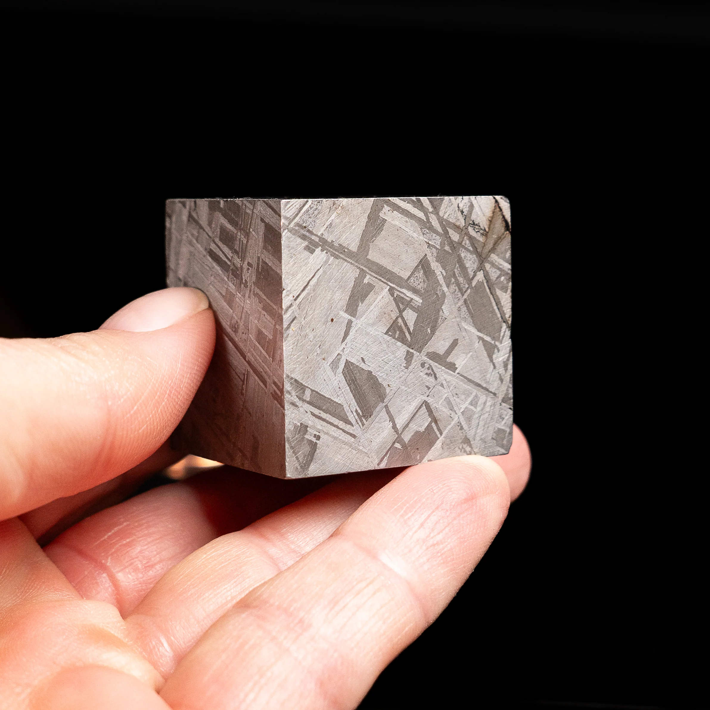 Muonionalusta Meteorite Cube 210gr - Image 9